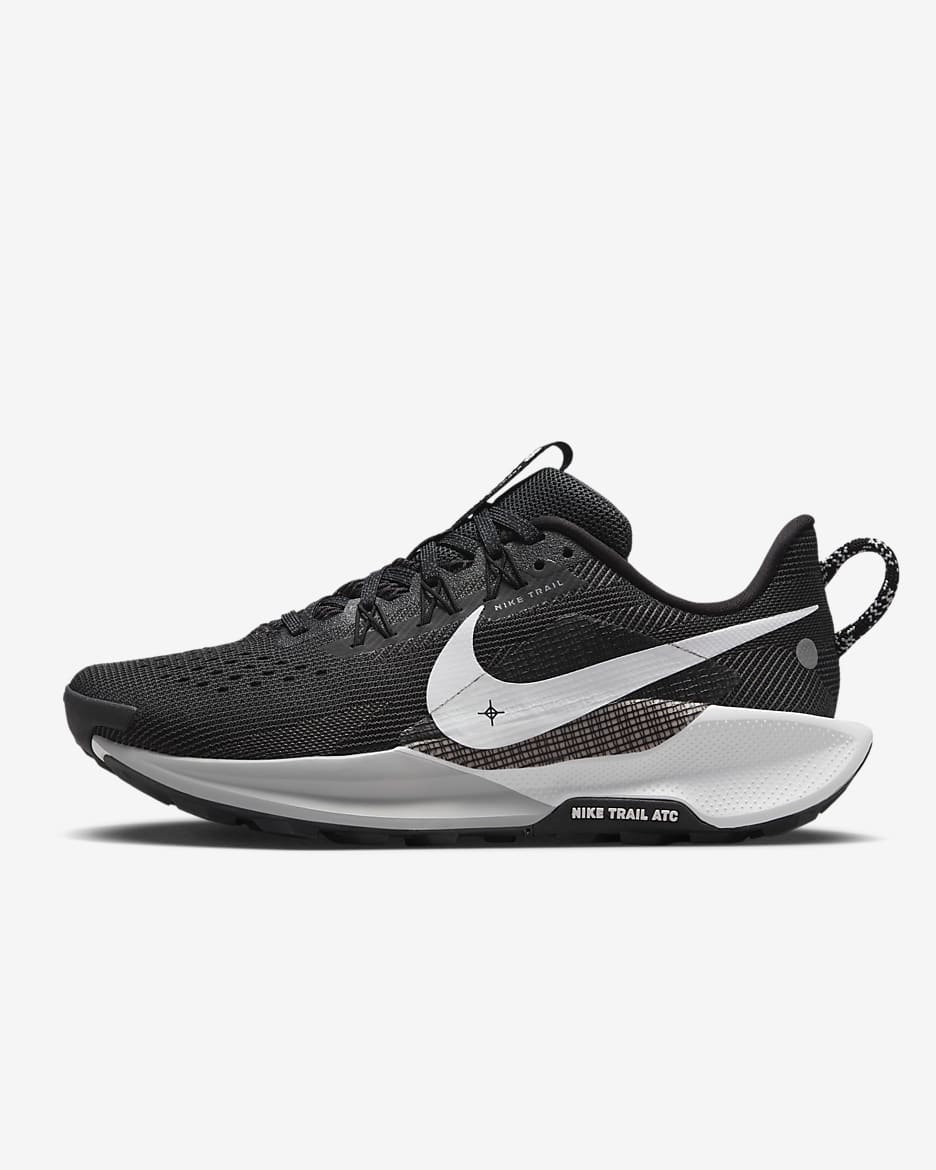 Nike Pegasus Trail 5 Traillaufschuh für Damen - Schwarz/Anthracite/Wolf Grey/Weiß