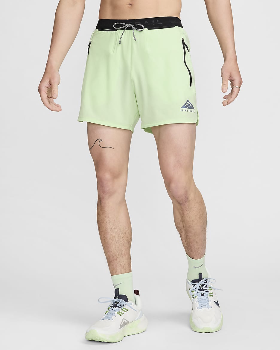 ナイキ Dri-FIT メンズ 13cm トレイル ショートパンツ (インナー付き) - ベイパーグリーン/ベイパーグリーン/ブラック