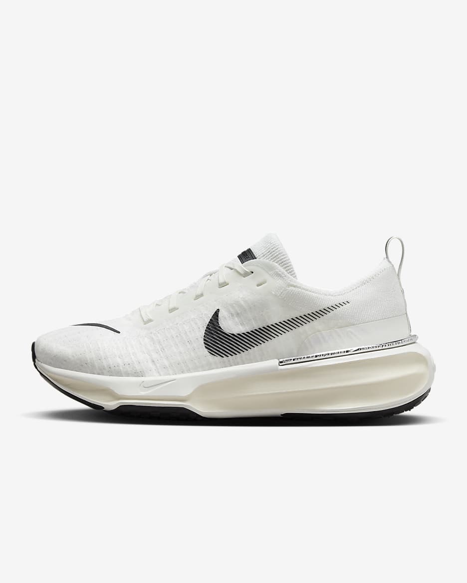 Tenis de correr en pavimento para mujer Nike Invincible 3 - Blanco cumbre/Vela/Leche de coco/Negro