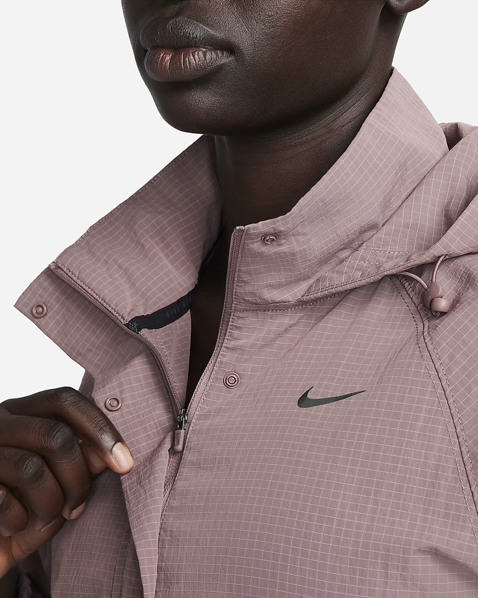 Nike Running Division Repel-Jacke für Damen - Smokey Mauve/Schwarz