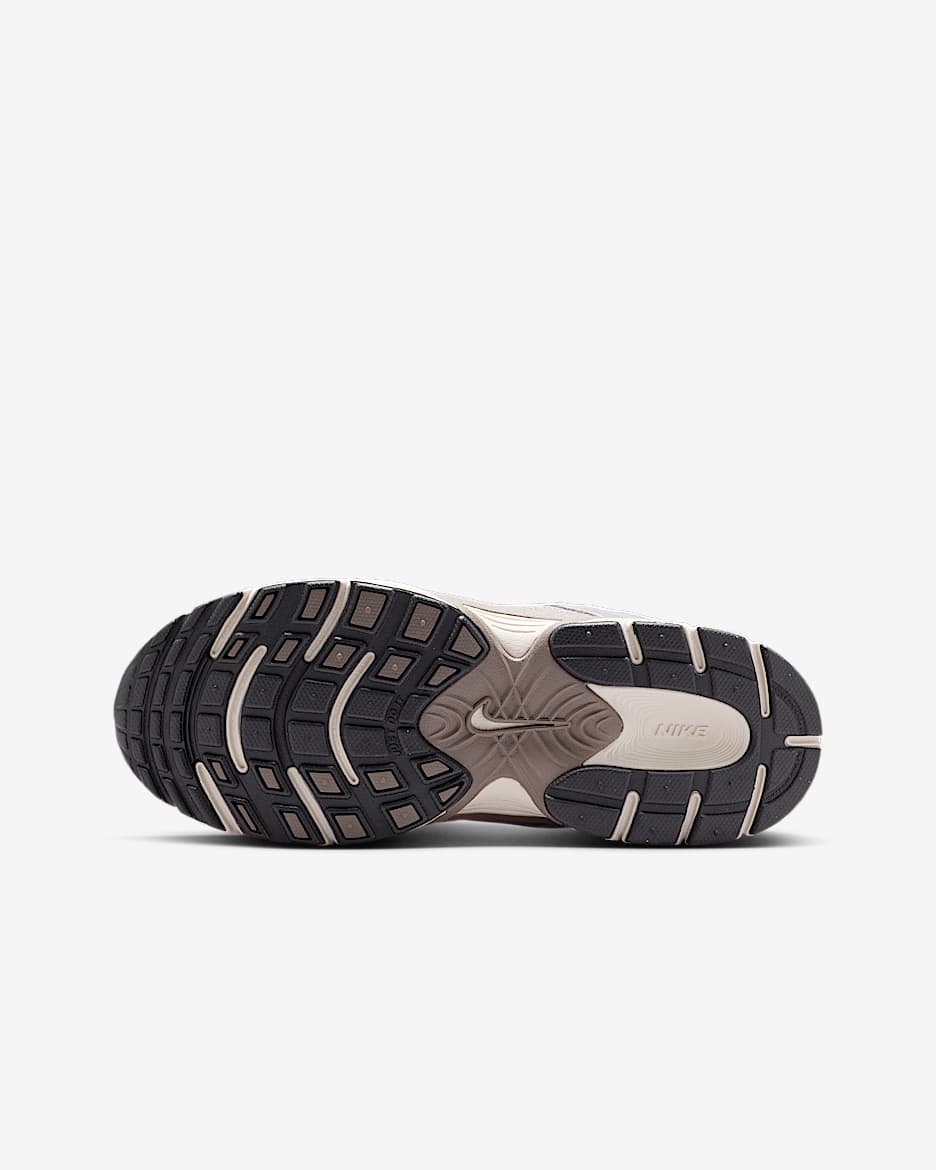 Nike V5 RNR Big Kids' Shoes