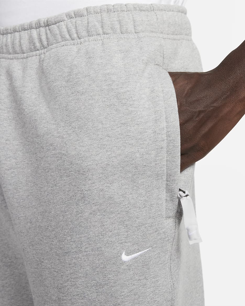 Nike Solo Swoosh Men's Fleece Trousers - Dark Grey Heather/White