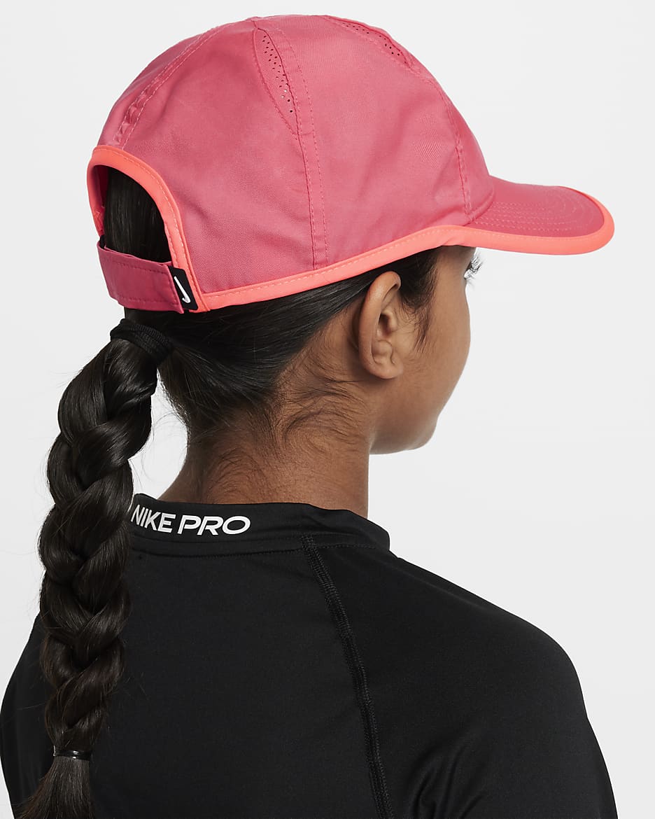 Gorra ligera desestructurada para niños Nike Dri-FIT Club - Rosa margarita/Ponche cálido/Negro