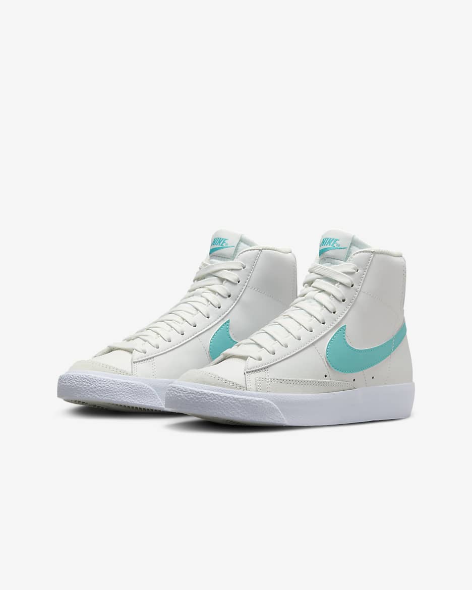 Tenis para niños grandes Nike Blazer Mid '77 - Blanco cumbre/Blanco/Polvo fotón/Cactus empolvado