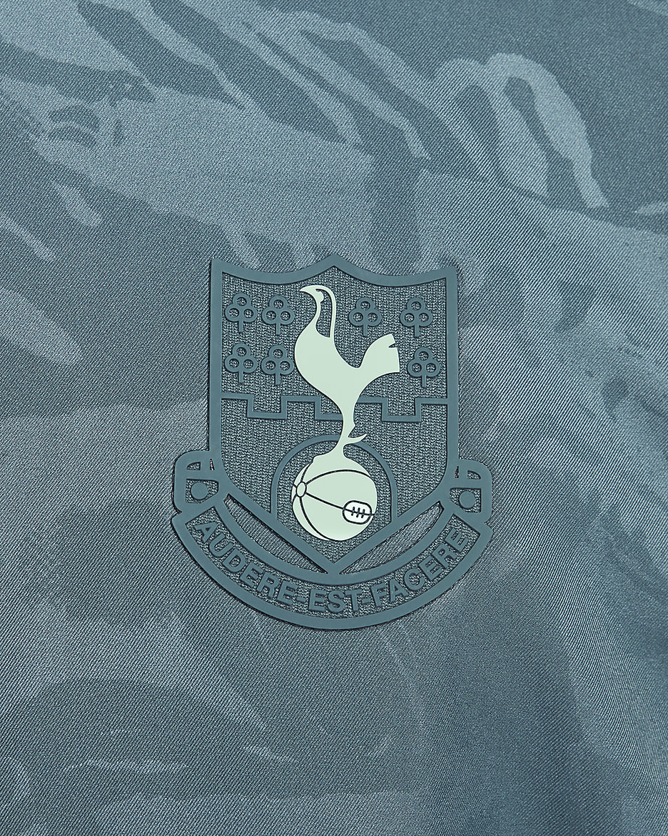 Męska piłkarska kurtka przedmeczowa Nike Dri-FIT Tottenham Hotspur Strike (wersja trzecia) - Faded Spruce/Enamel Green