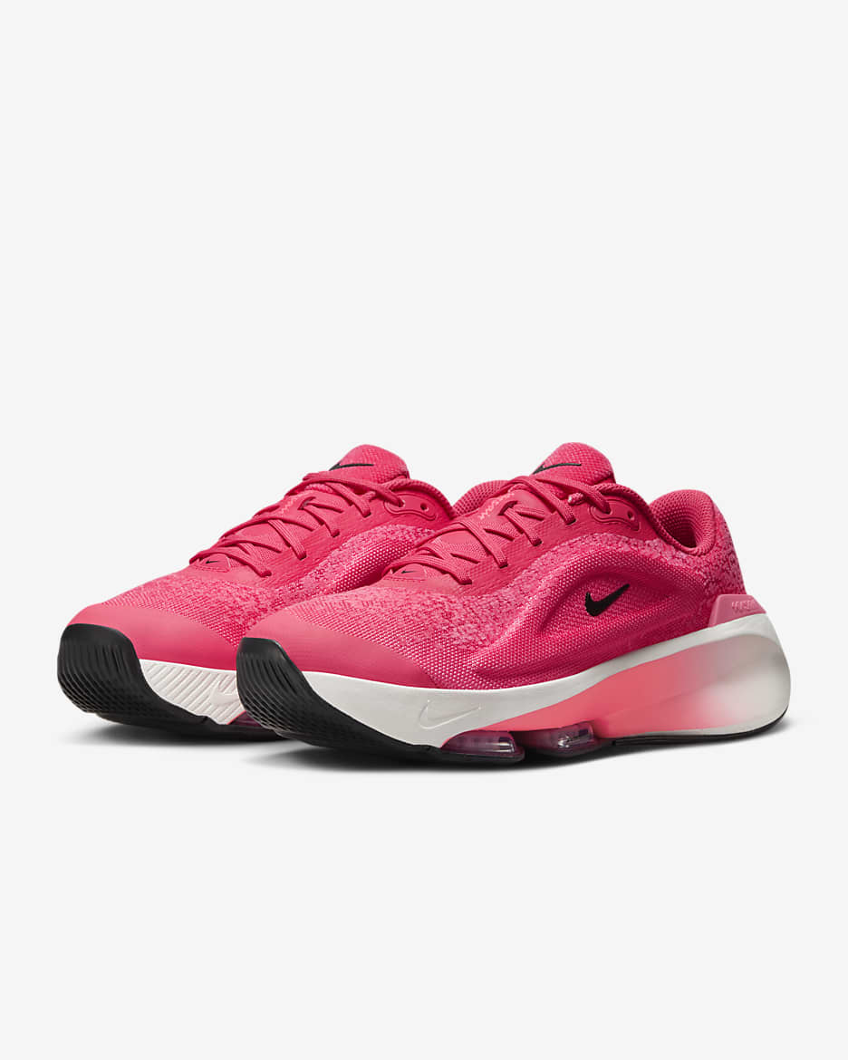 Nike Versair-træningssko til kvinder - Aster Pink/sort/Sail/Hot Punch