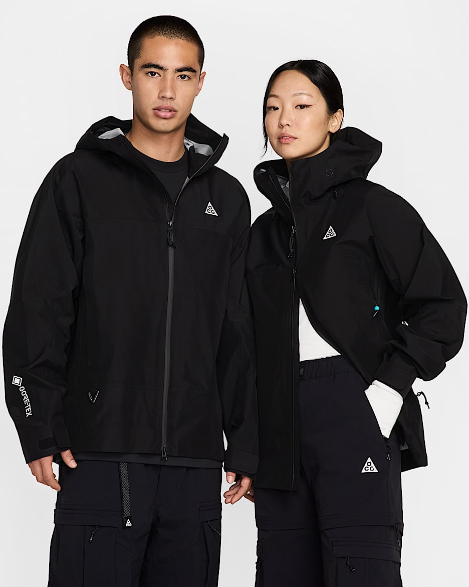 Chamarra Storm-FIT ADV GORE-TEX Nike ACG "Misery Ridge" - Negro/Blanco cumbre