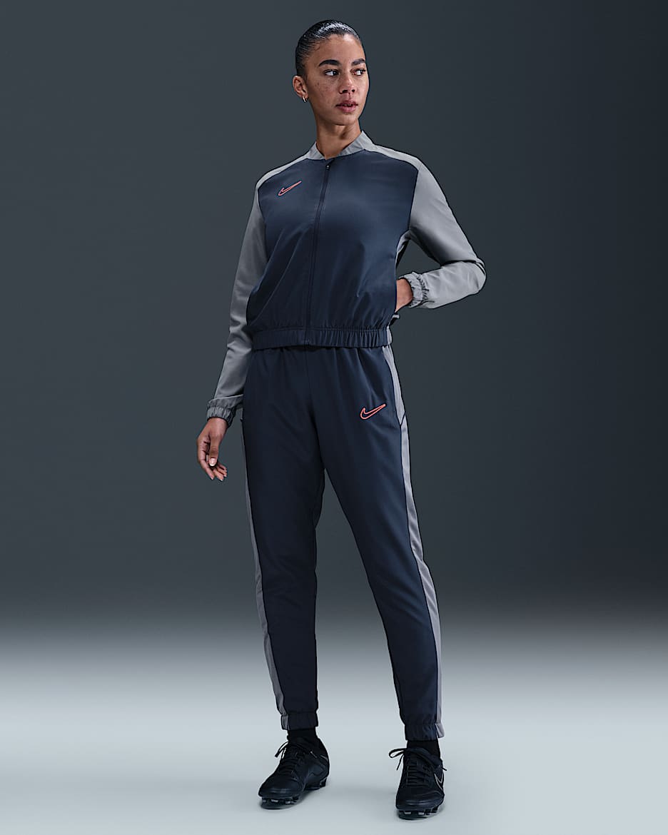 Nike Academy Dri-FIT-Fußball-Trainingsanzug aus Webmaterial (Damen) - Thunder Blue/Cool Grey/Bright Crimson
