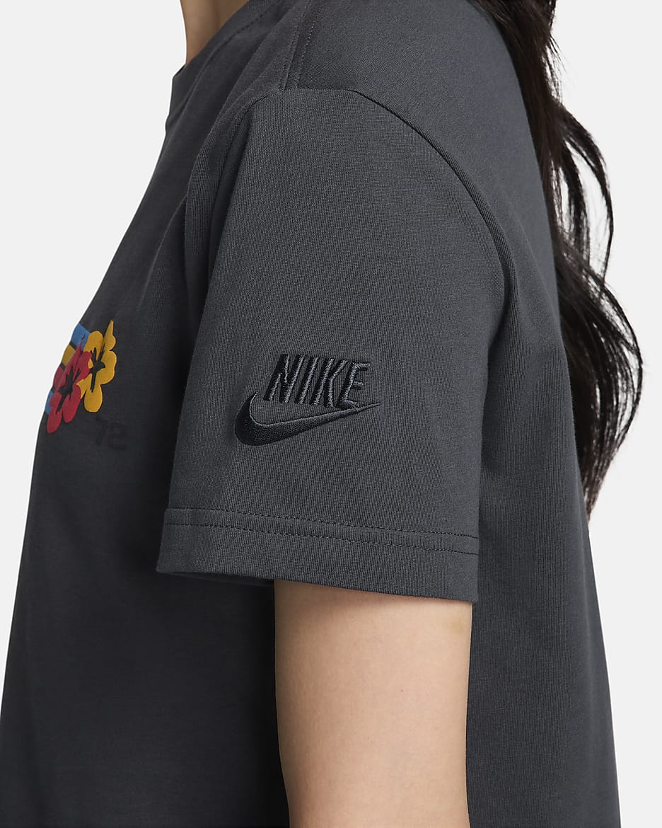 Nike Sportswear Women's Cropped T-Shirt - Dark Smoke Grey/Dark Smoke Grey