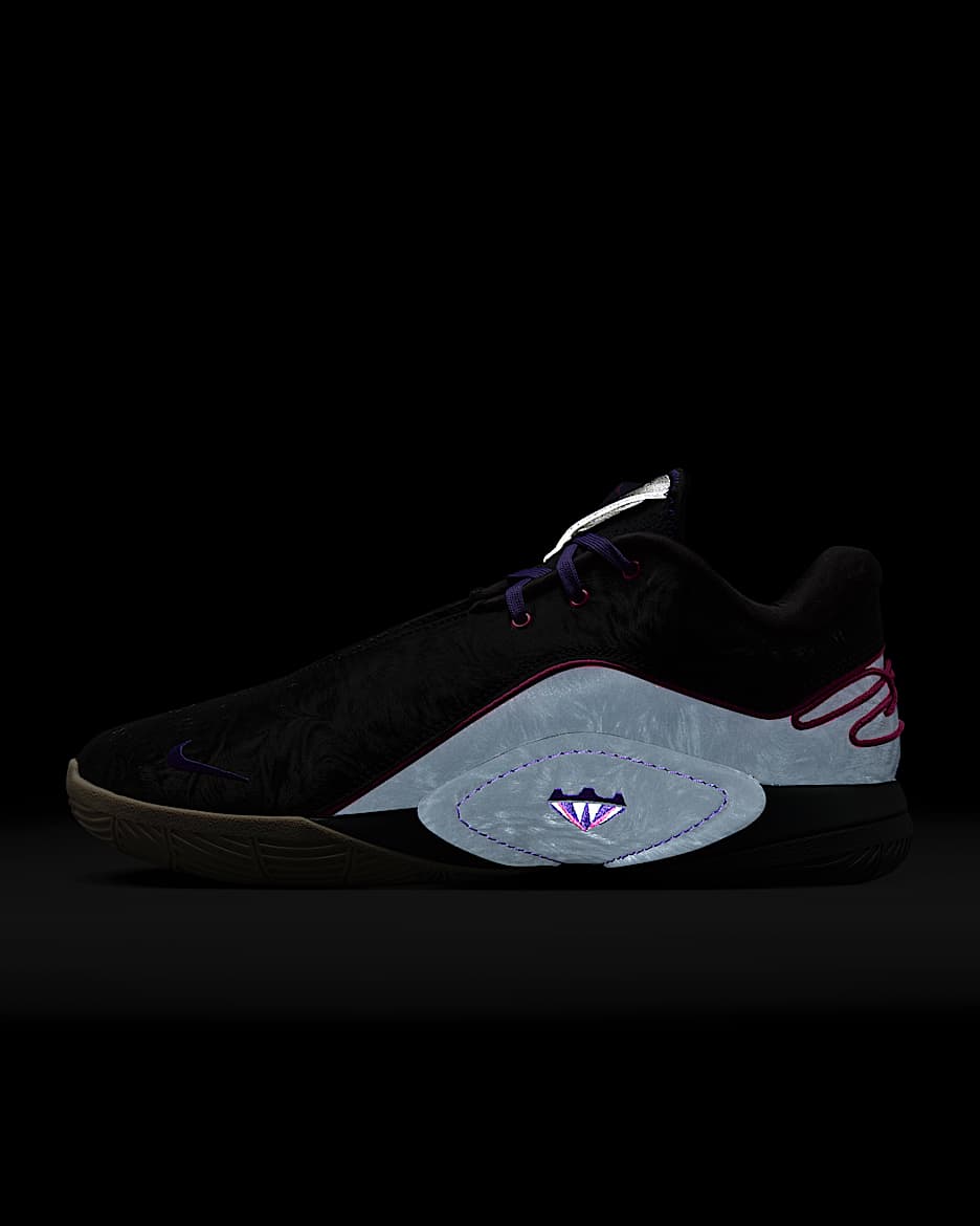 LeBron XXII "Tunnel Vision" EP Basketball Shoes - Black/Dark Grey/Field Purple/Laser Fuchsia