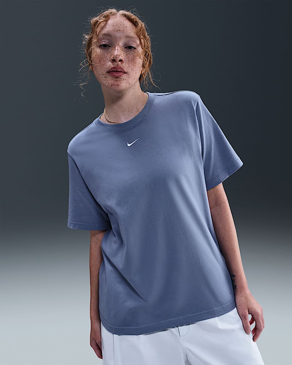 Nike Sportswear Essential Women's T-Shirt - World Indigo/Sail