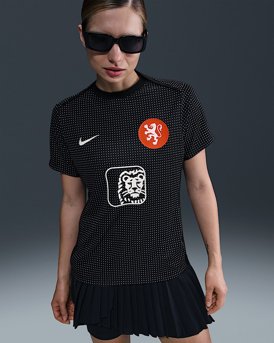 Netherlands Academy Pro Women's Nike Dri-FIT Football Pre-Match Short-Sleeve Top - Black/White