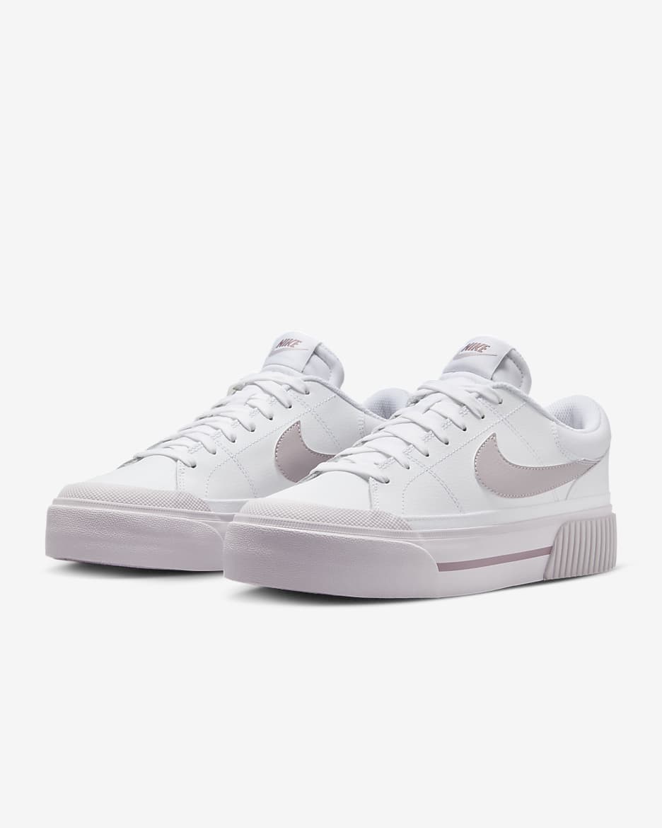 Calzado para mujer Nike Court Legacy Lift - Blanco/Malva humeante/Violeta platino