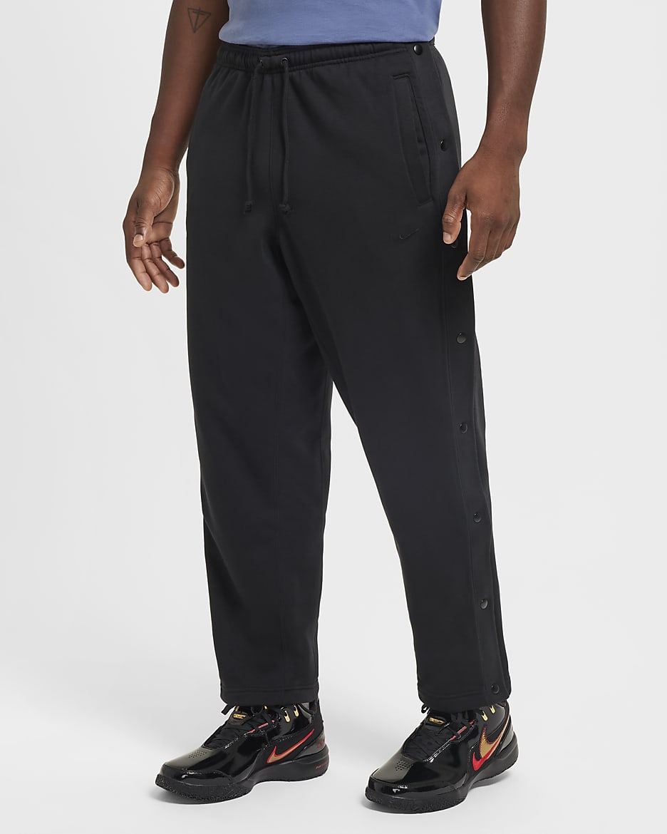 LeBron Standard Issue Men's Therma-FIT Basketball Pants - Black/Dark Smoke Grey