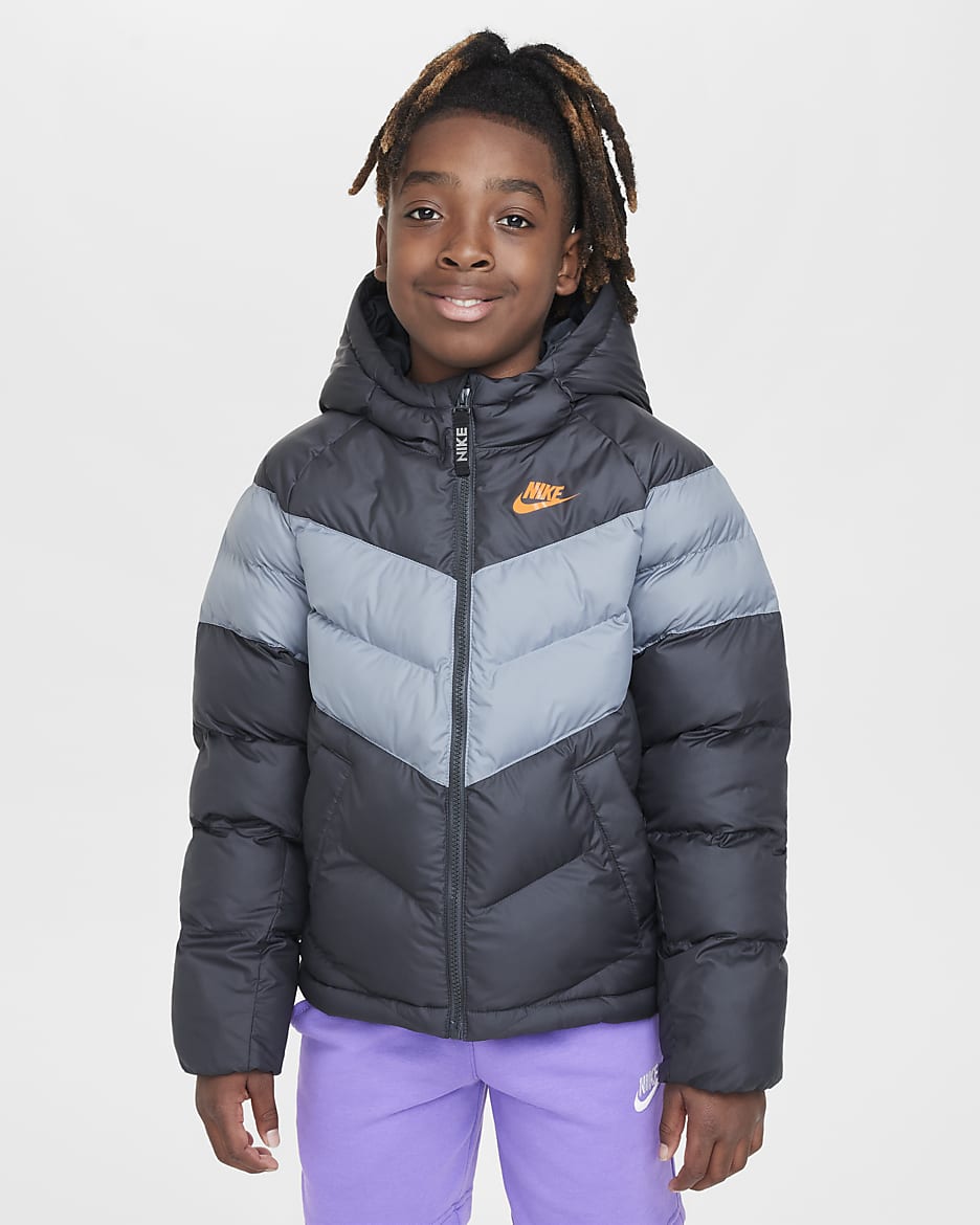 Nike Sportswear Jacke mit Kapuze und Synthetikfüllung für ältere Kinder - Anthracite/Cool Grey/Safety Orange