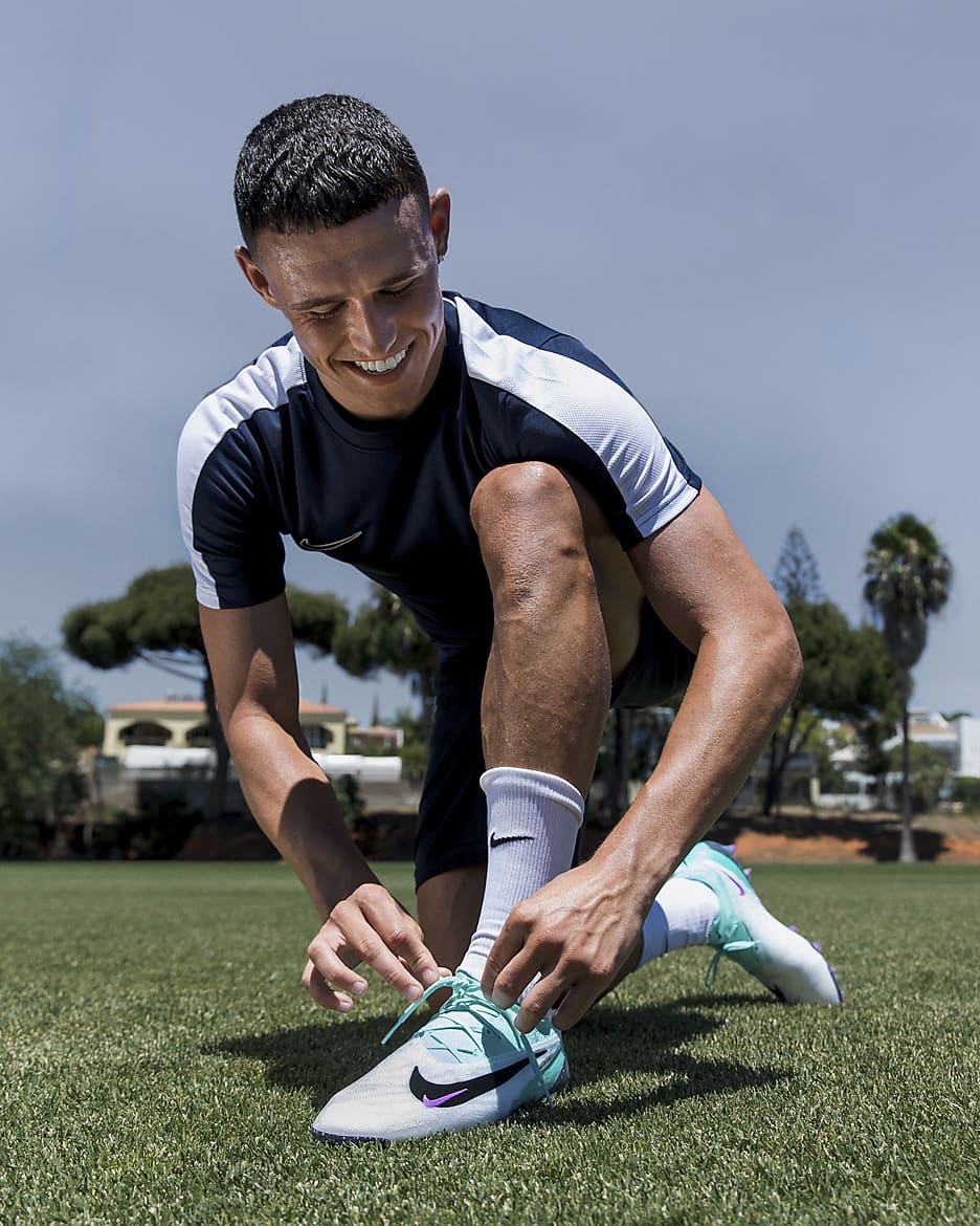 Nike Phantom GX Elite Firm-Ground Low-Top Soccer Cleat. Nike.com