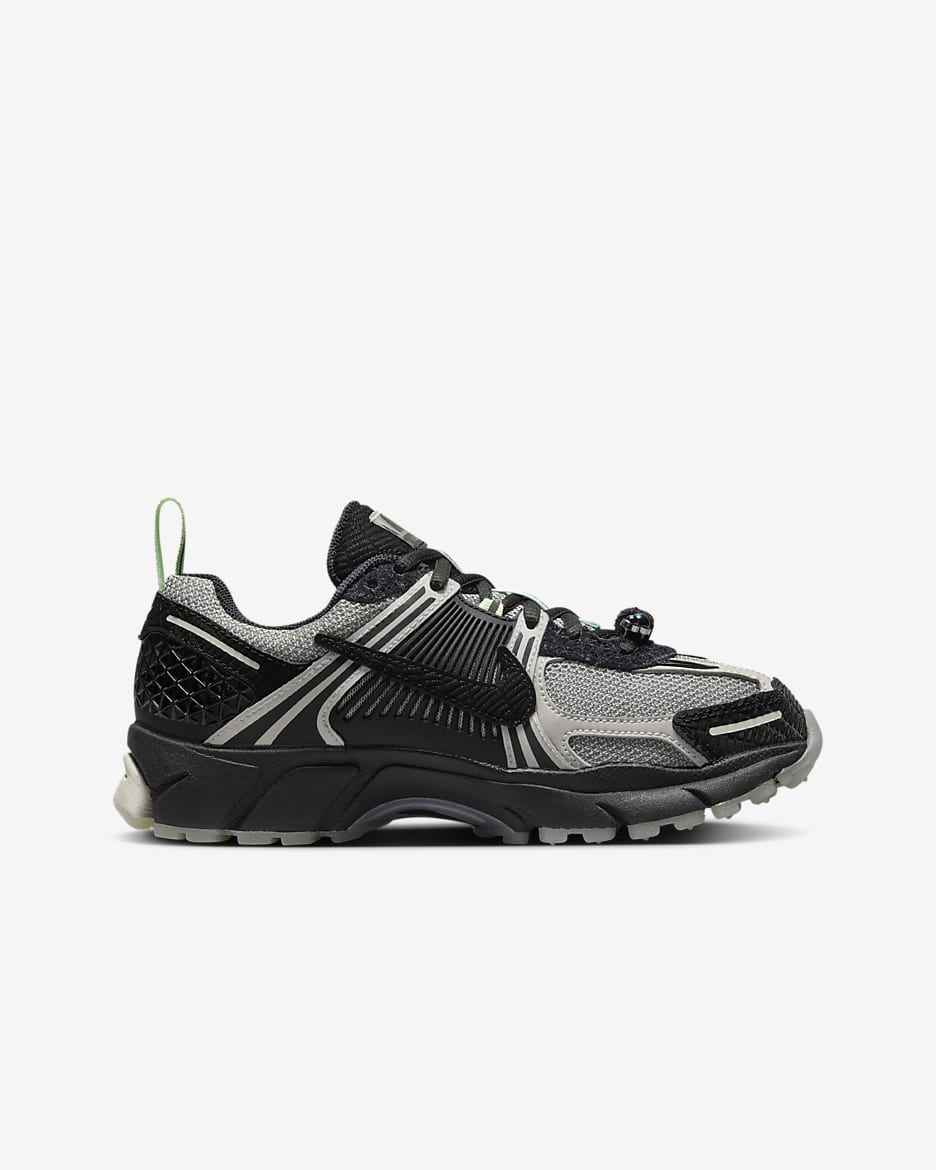 Nike Vomero 5 Big Kids' Shoes - Photon Dust/Black/Vapor Green/Black