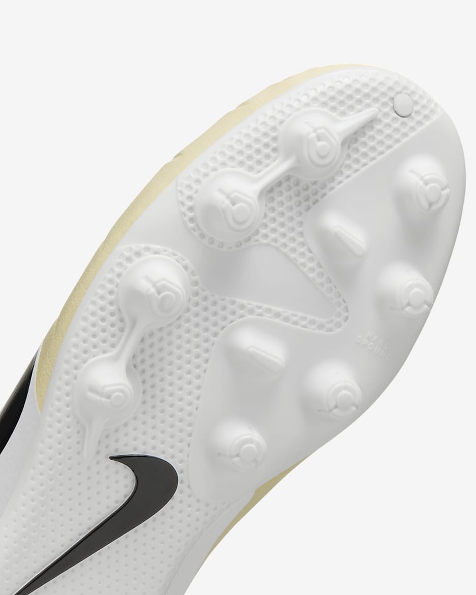 Nike Jr. Tiempo Legend 10 Academy Little/Big Kids' Hard-Ground Low-Top Soccer Cleats - Lemonade/Metallic Gold Coin/Black