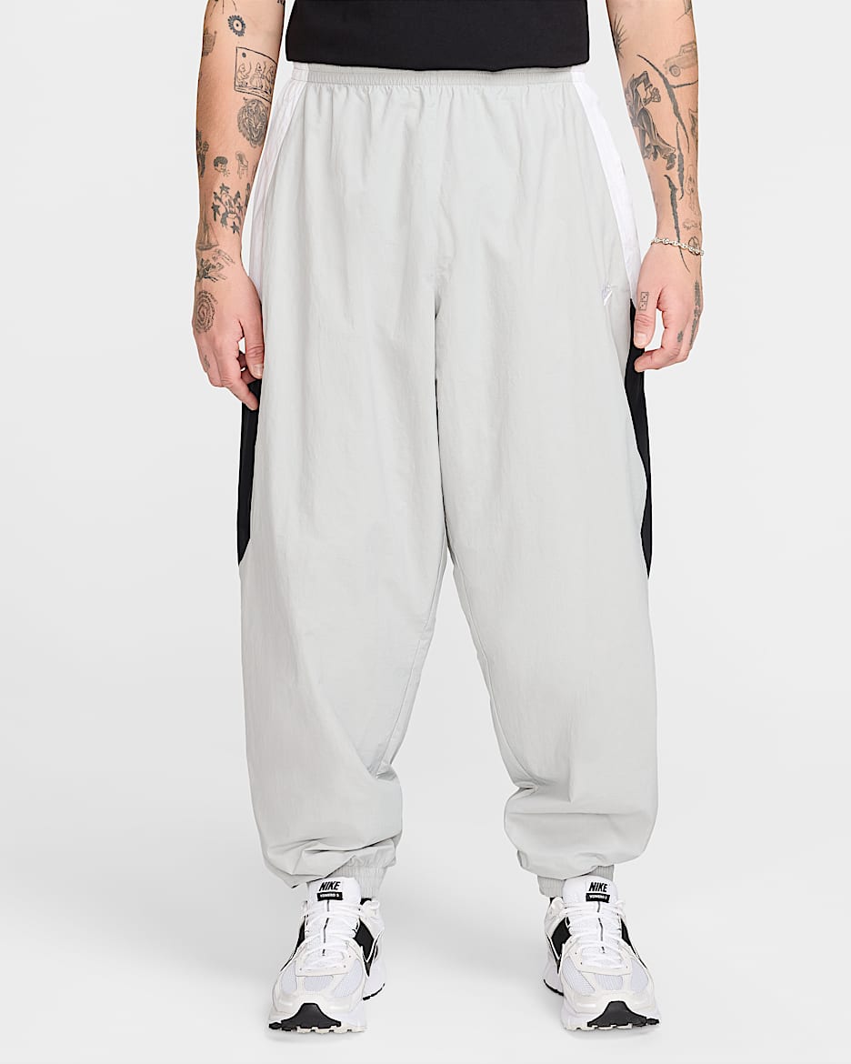 Nike Club Men's Oversized Woven Track Pants - Light Smoke Grey/White/Black/White