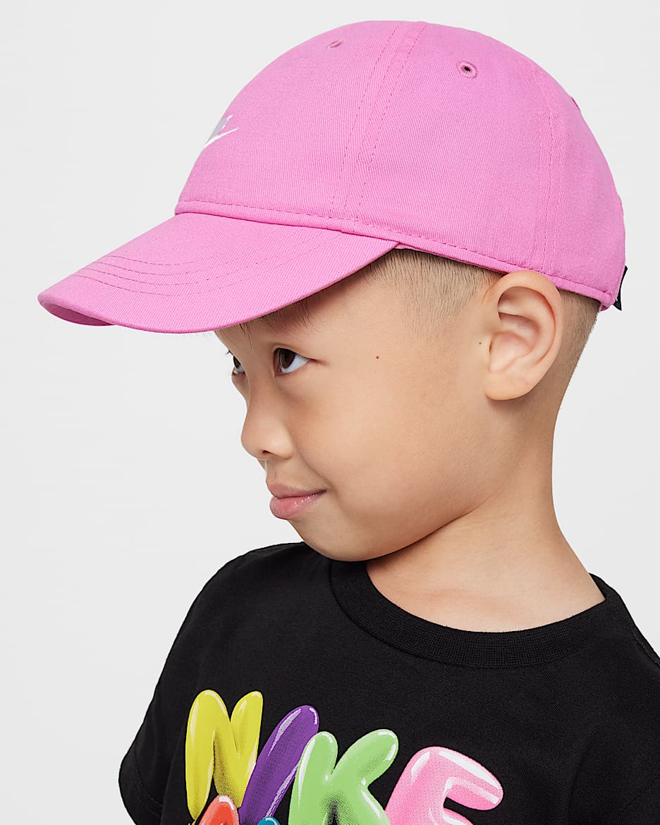 flat brim cap nike