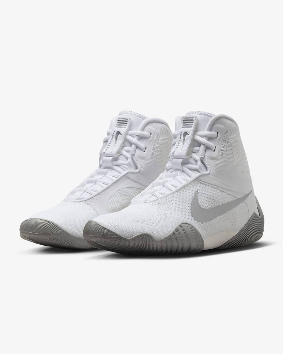 Tenis de lucha para hombre Nike Tawa - Blanco/Blanco/Plata metalizado