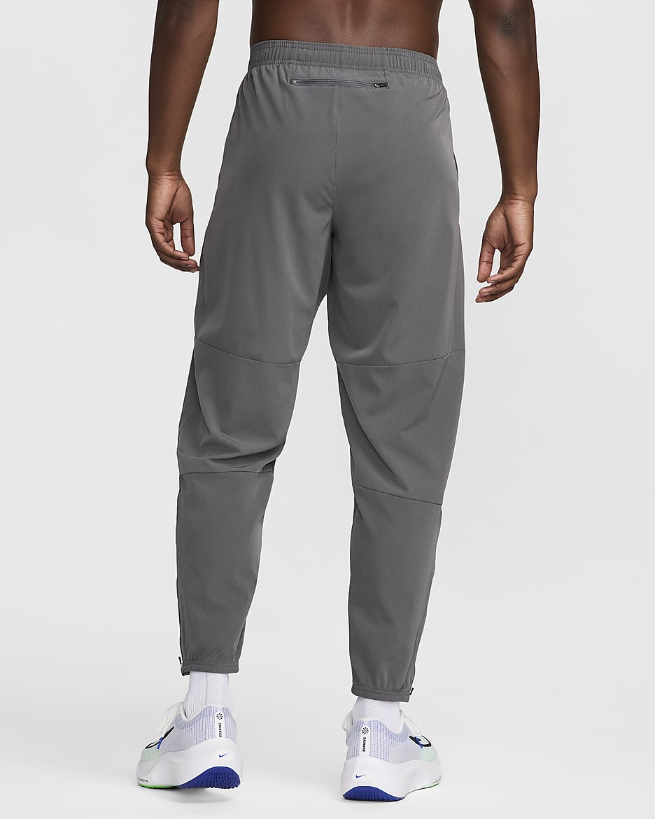 Pantaloni da running Nike Challenger – Uomo - Iron Grey