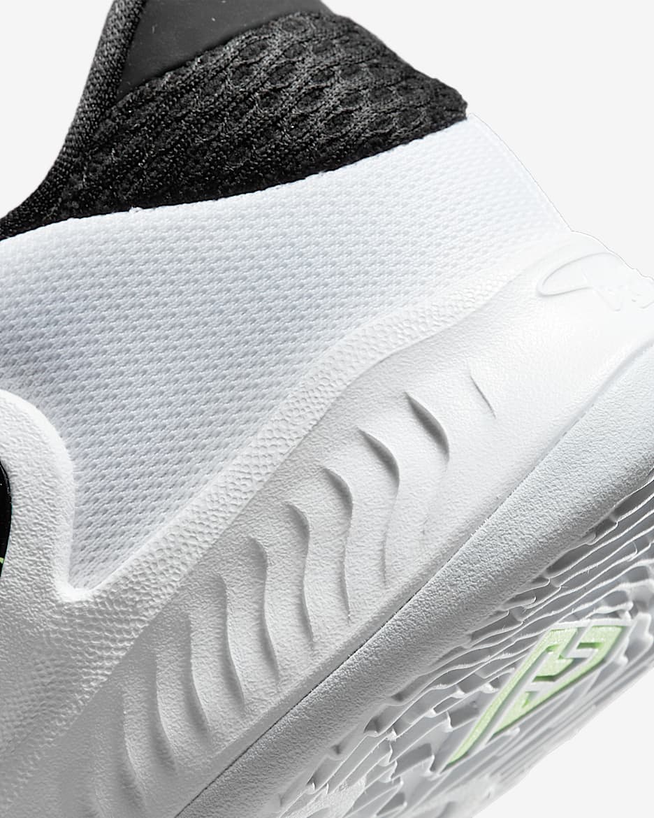 Giannis Freak 4 Younger Kids' Shoes. Nike IN
