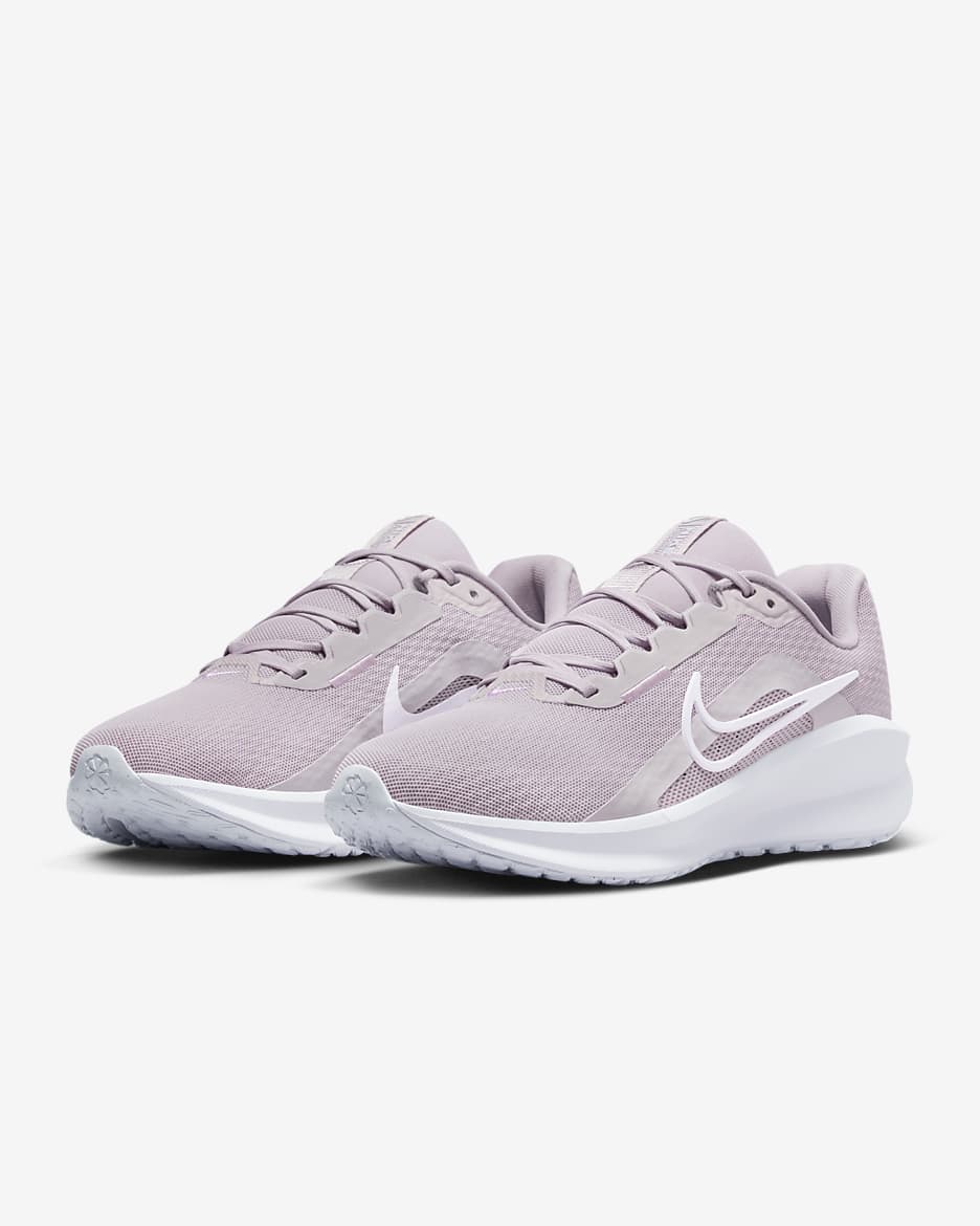 Damskie buty do biegania po asfalcie Nike Downshifter 13 - Platinum Violet/Photon Dust/Biel