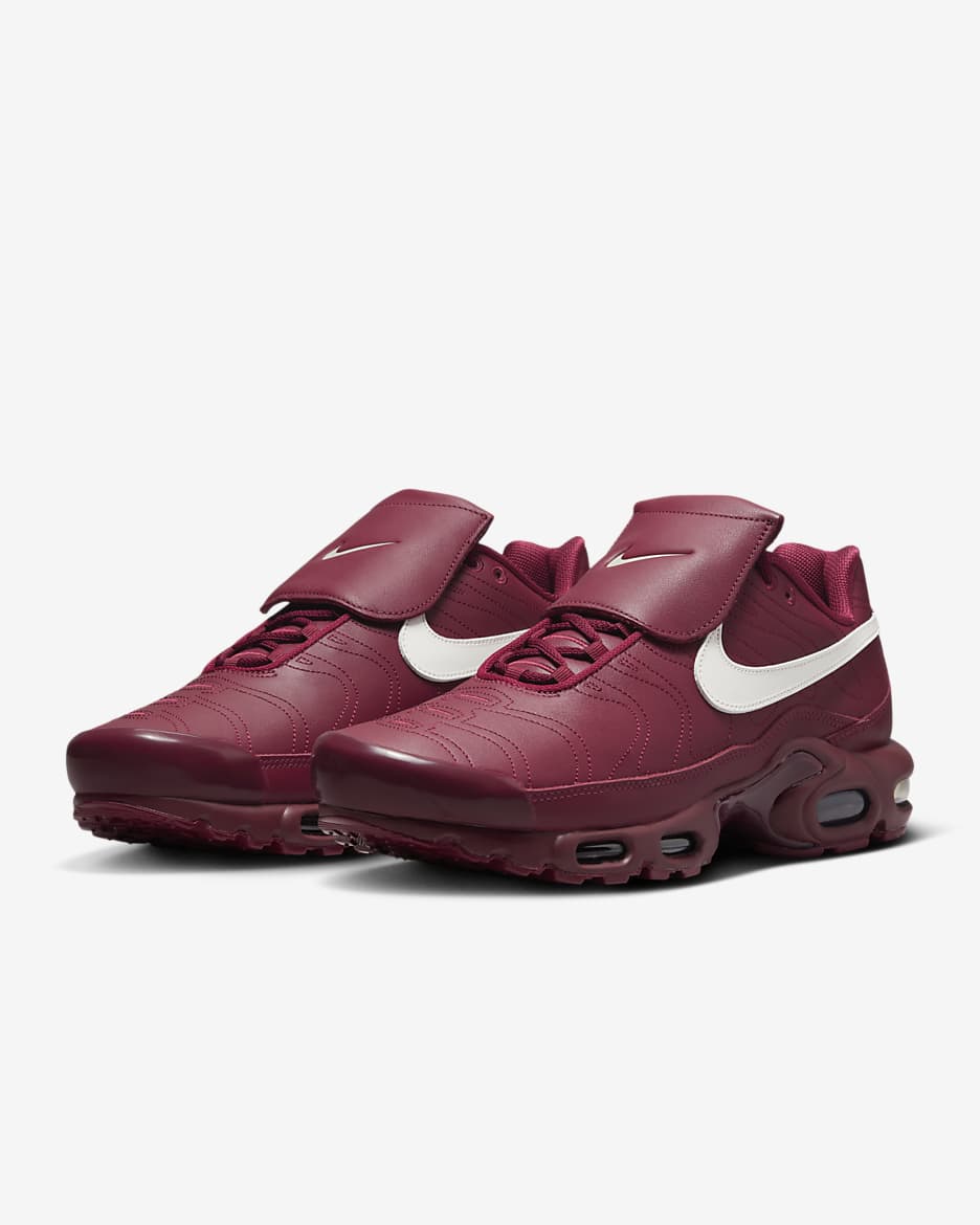 Nike Air Max Plus Men's Shoes - Team Red/Sail