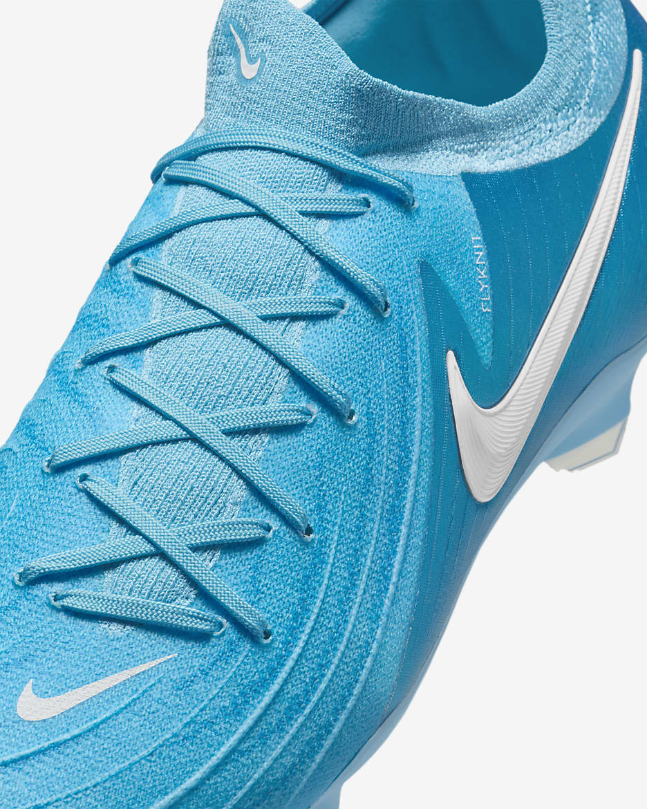 Korki piłkarskie typu low top na twardą murawę Nike Phantom GX 2 Pro - Blue Fury/Biel