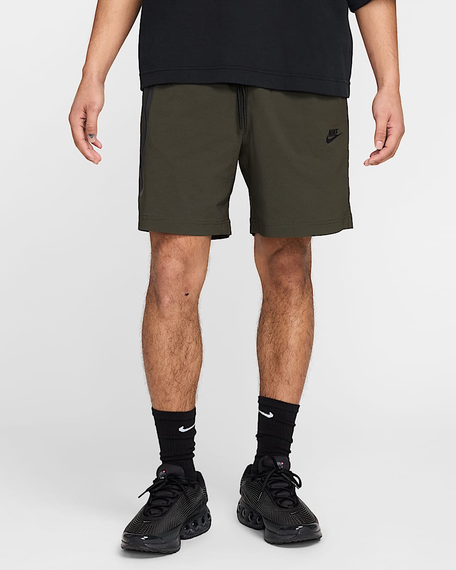 Shorts de tejido Woven para hombre Nike Tech - Secuoya/Negro