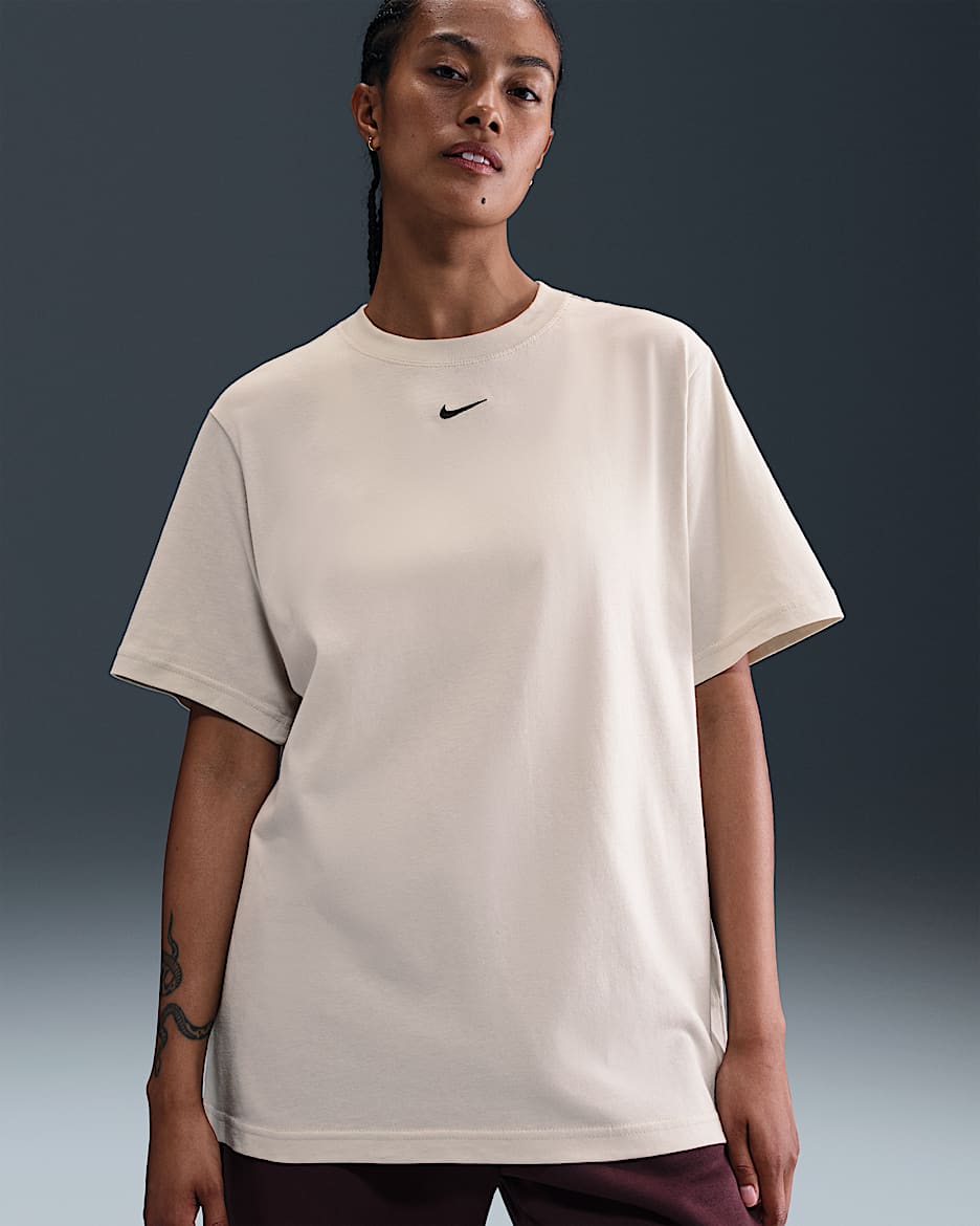 Nike Sportswear Essential Women's T-Shirt - Light Bone