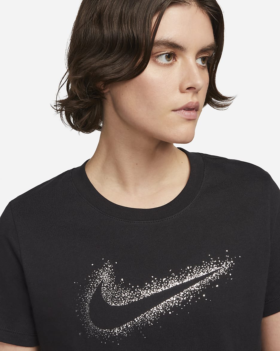 Nike Sportswear Swoosh Women's Graphic T-Shirt - Black