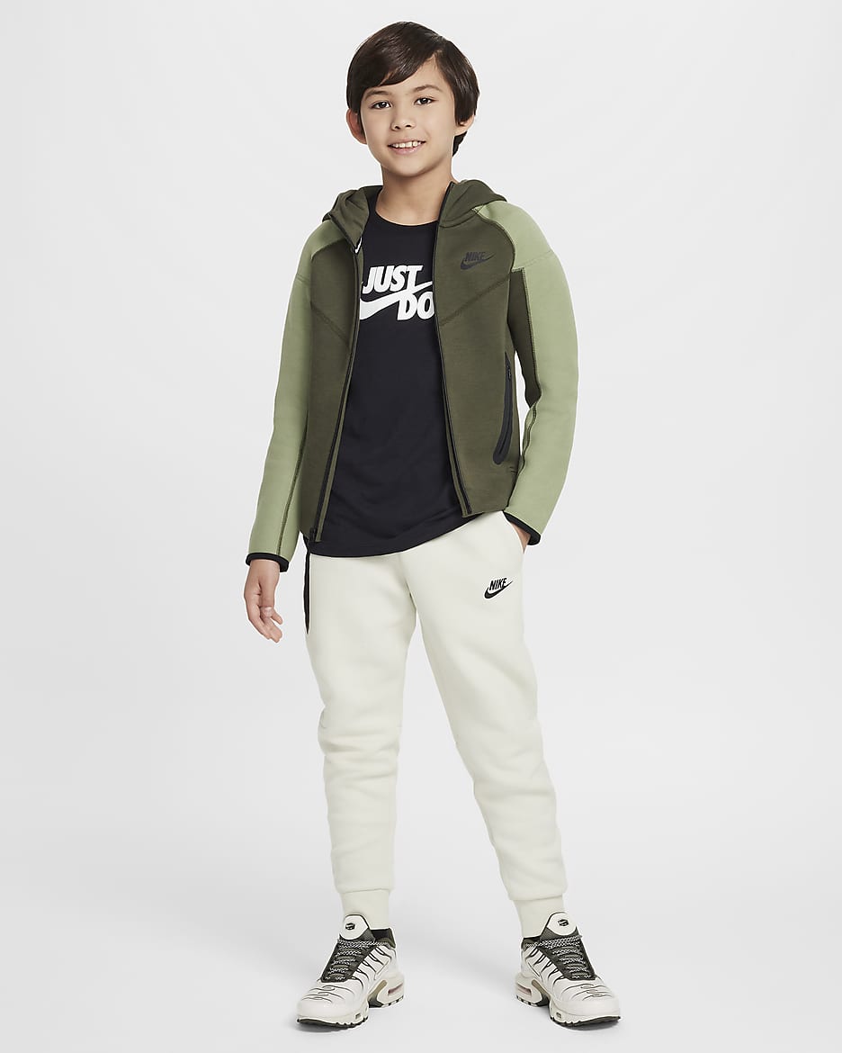 Nike Sportswear Tech Fleece-hættetrøje med lynlås til større børn (drenge) - Cargo Khaki/Oil Green/sort/sort