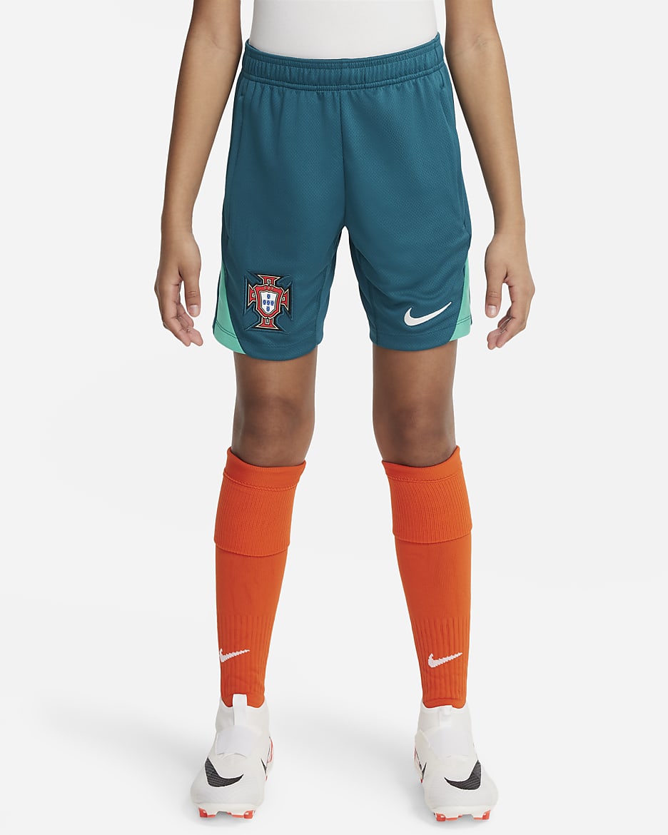 Maskinstrikkede Portugal Strike Nike Dri-FIT-fodboldshorts til større børn - Geode Teal/Kinetic Green/Sail