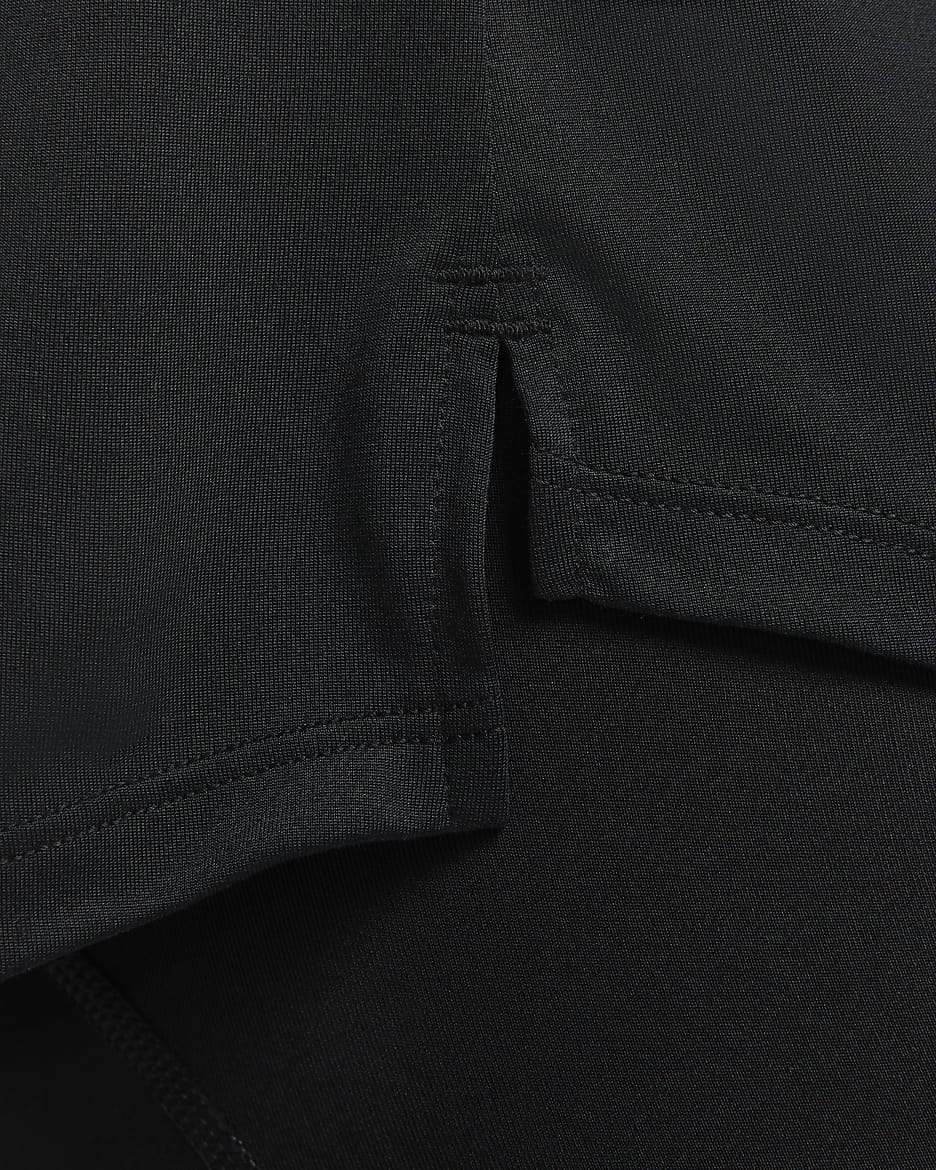 swoosh running top