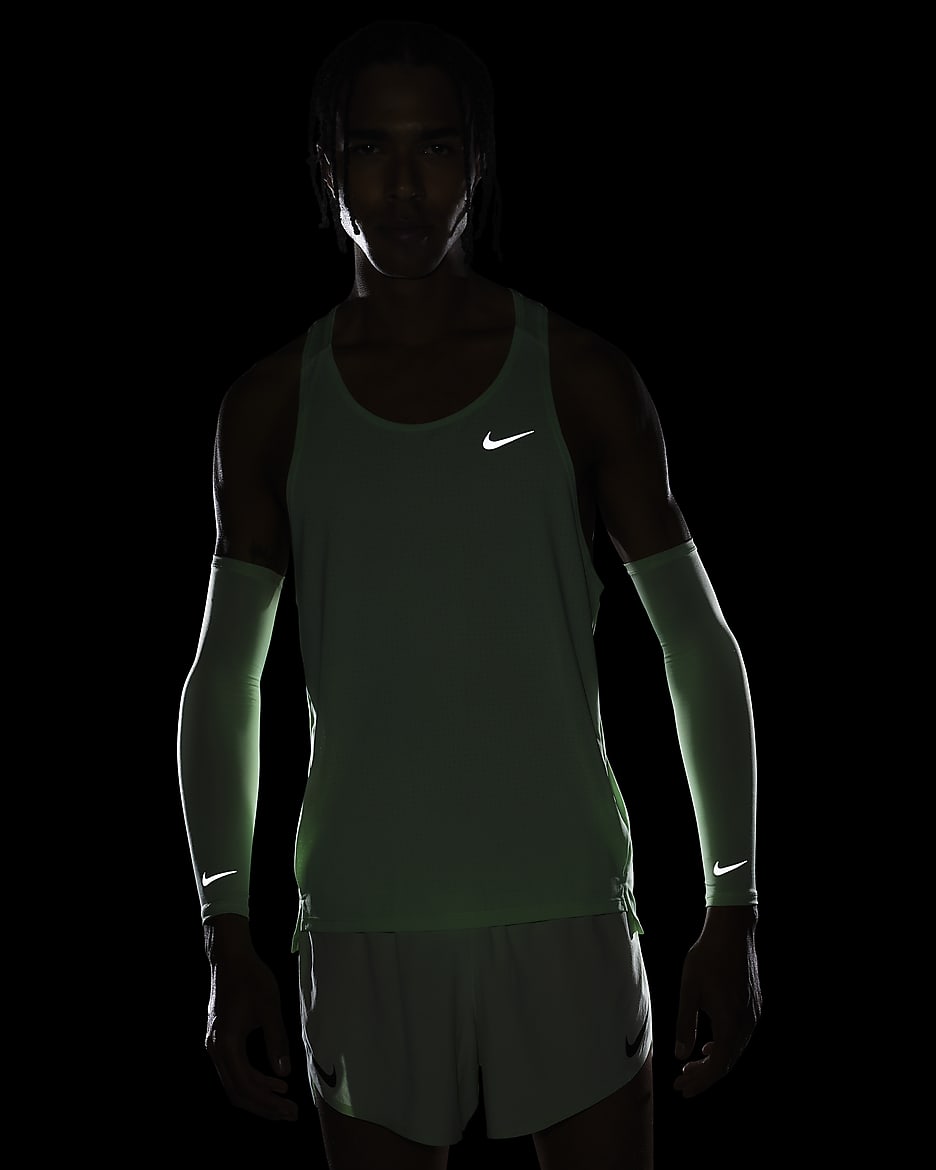 Nike Dri-FIT Lightweight Sleeves 2.0 - Vapour Green/Silver