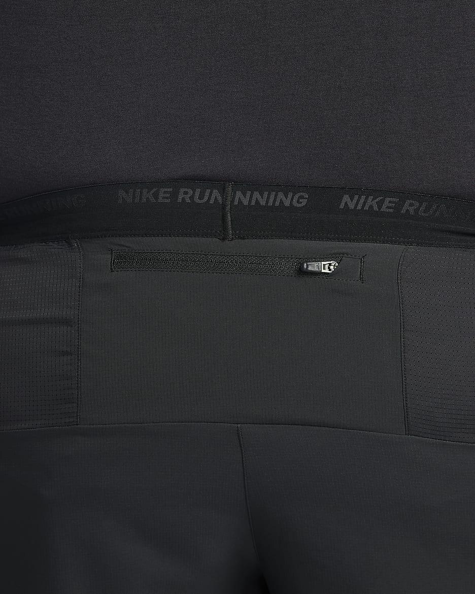 Short de running avec sous-short intégré Dri-FIT Nike Stride 13 cm pour homme - Noir/Noir