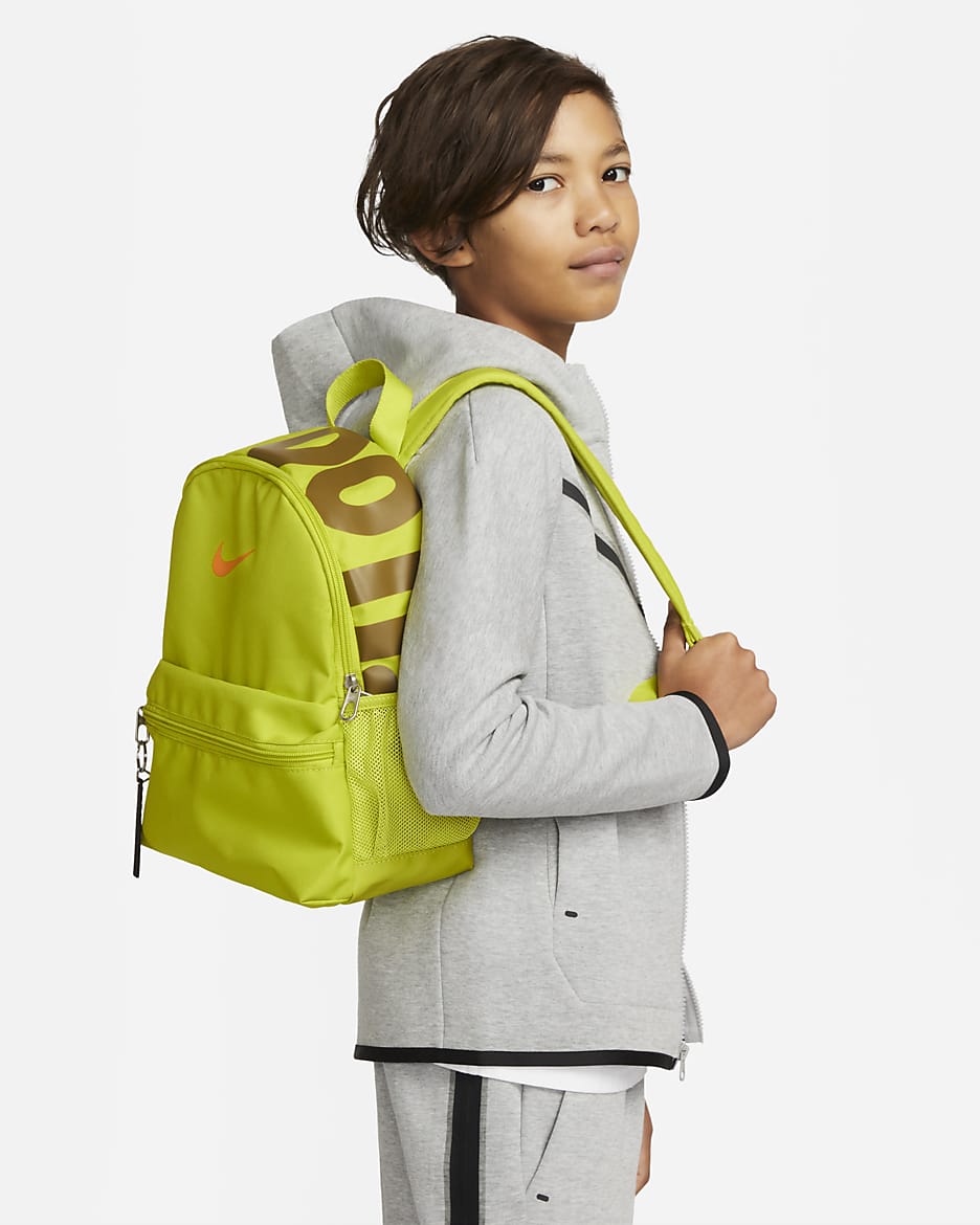 Nike Brasilia JDI 兒童迷你背包 (11 公升) - Bright Cactus/Olive Flak/Vivid Orange