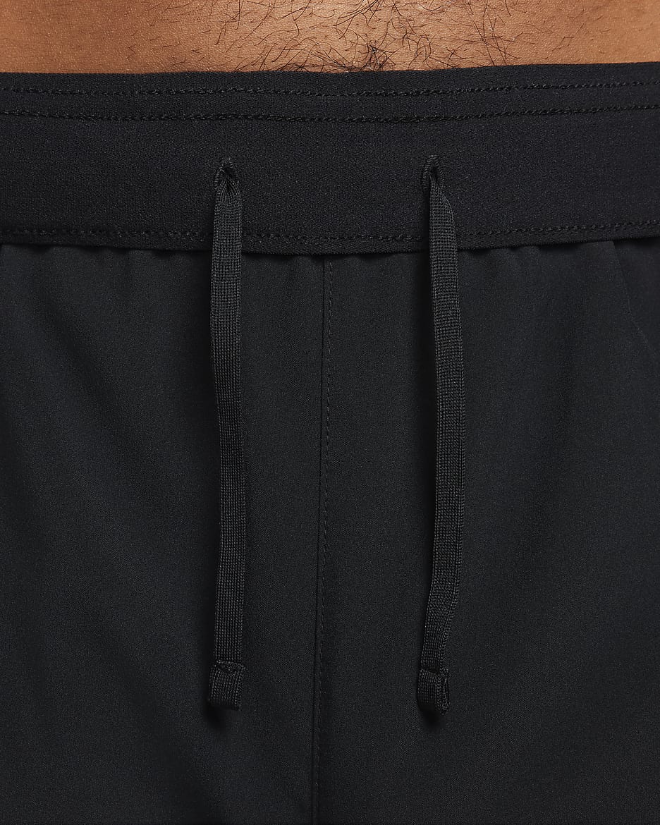 Nike Challenger Dri-FIT niet-gevoerde hardloopshorts voor heren (23 cm) - Zwart/Zwart/Zwart/Wit