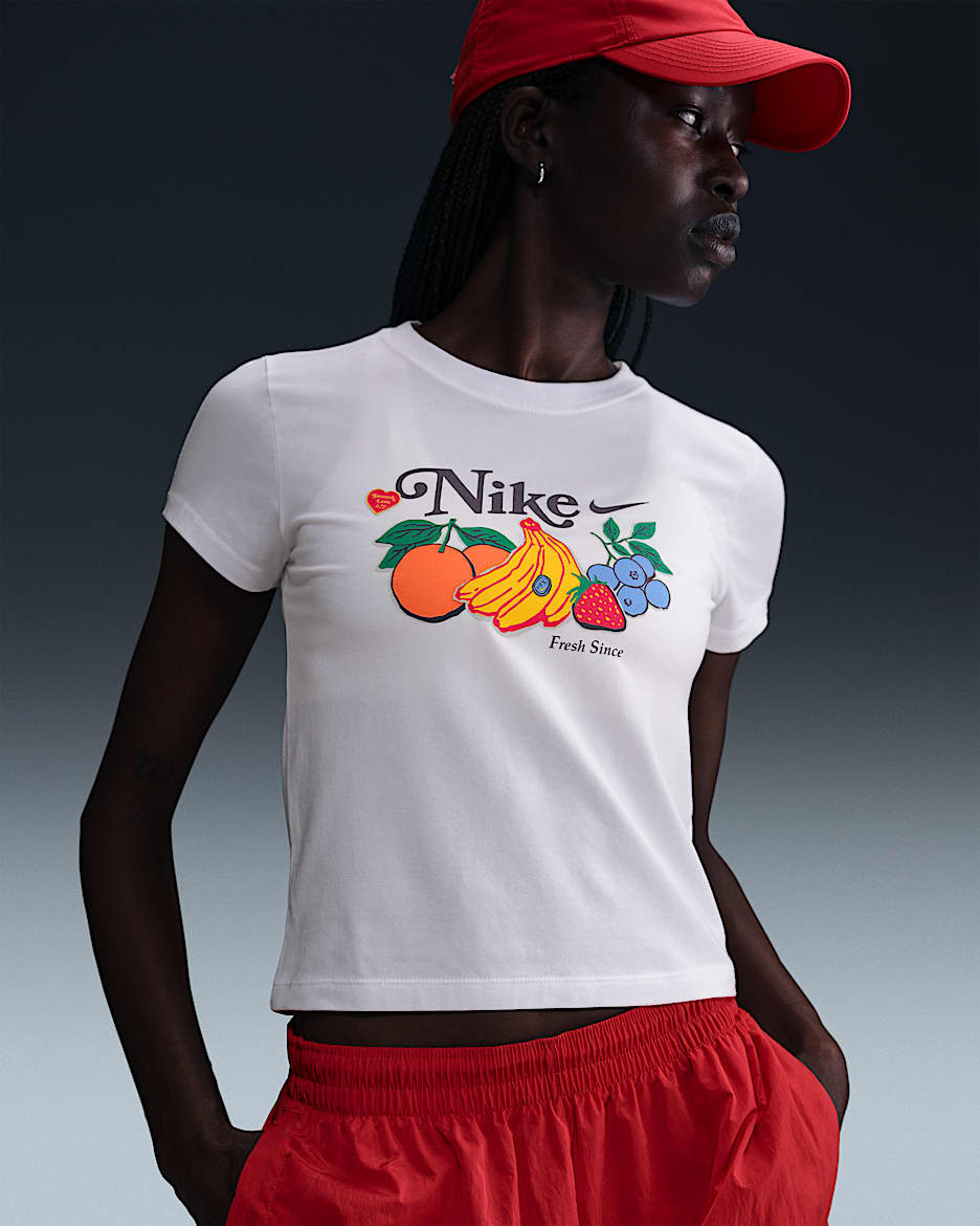 Playera slim cropped para mujer Nike Sportswear Chill Knit - Blanco