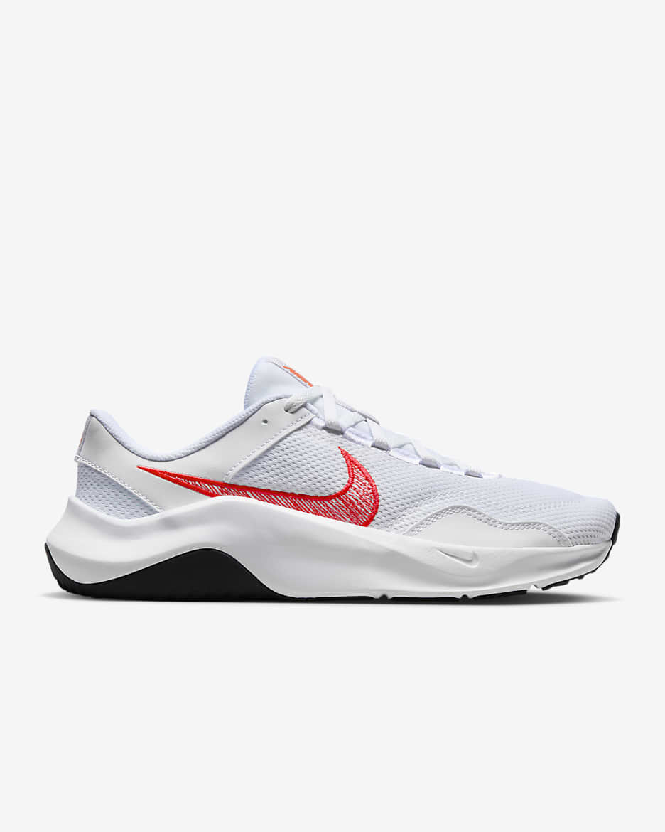 Chaussure d'entraînement Nike Legend Essential 3 Next Nature pour femme - Blanc/Noir/Barely Grape/Bright Crimson