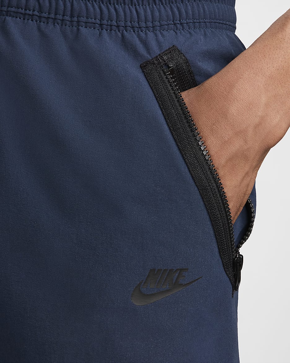 Nike Sportswear Air Max Men's Woven Cargo Trousers - Armoury Navy/Dark Smoke Grey/Black