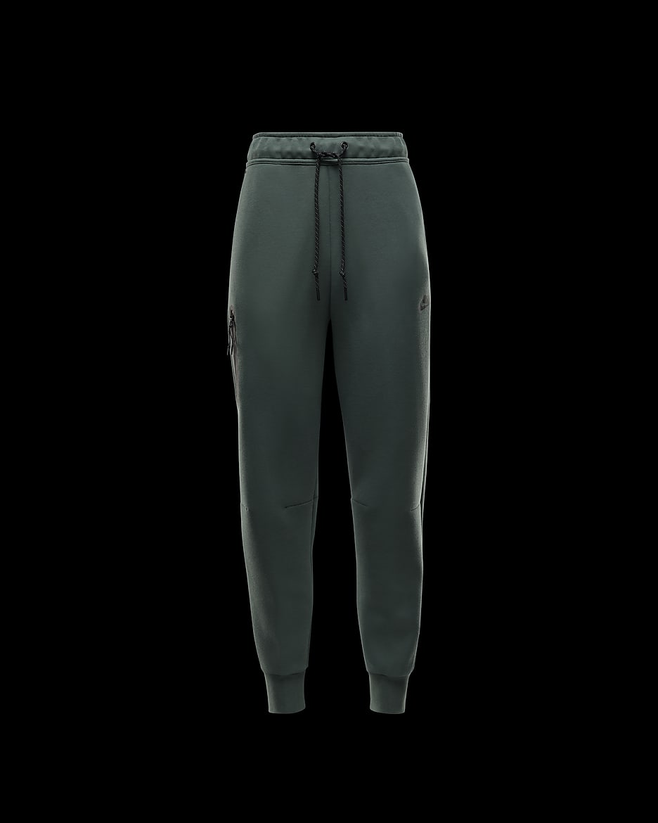 Nike Sportswear Tech Fleece Jogginghose mit mittelhohem Bund für Damen - Vintage Green/Schwarz