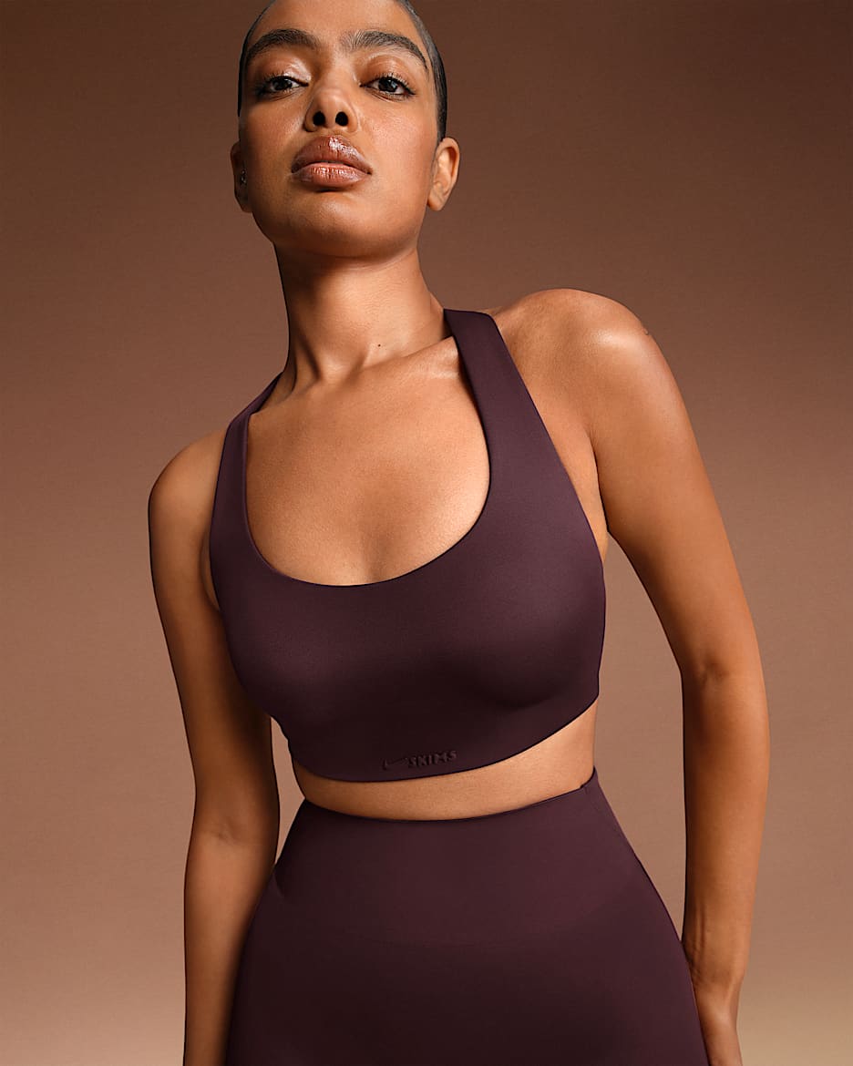 NikeSKIMS Shine Women's Racerback Bra - NSKM CURRANT