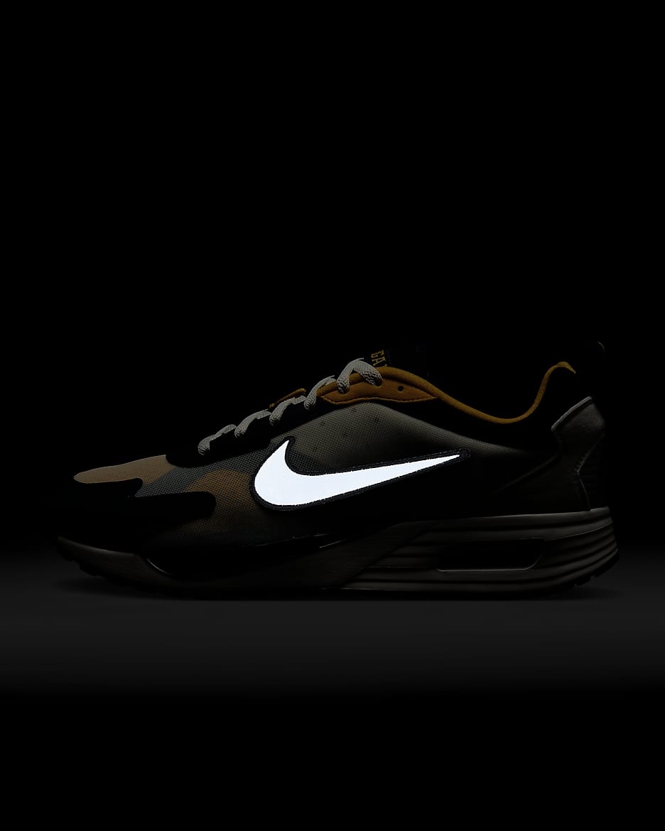 Michigan Nike Air Max Solo Men's Shoes - Black/Phantom/College Navy/Metallic Silver