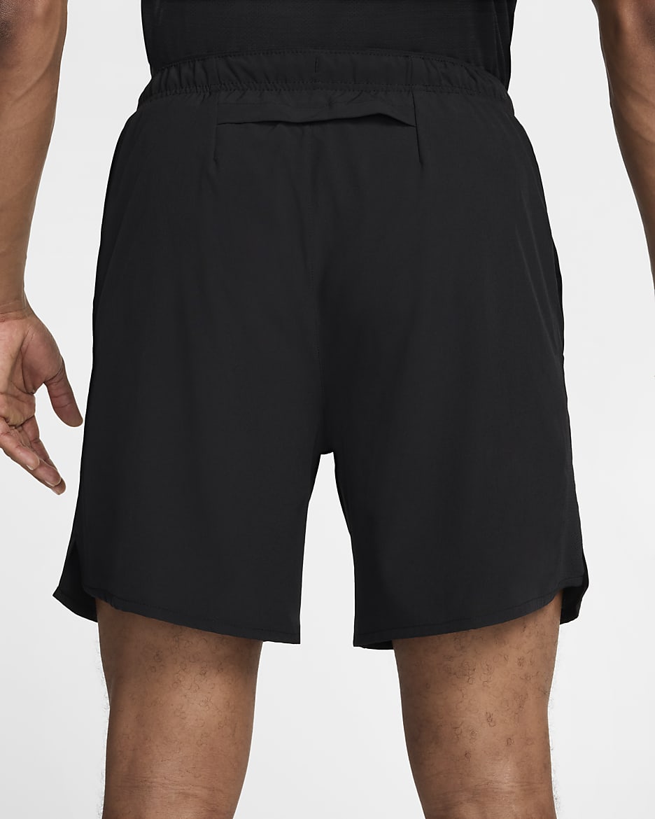 Nike Challenger herenshorts met binnenbroek (18 cm) - Zwart