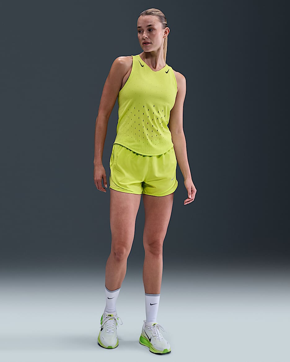 Short de running Dri-FIT taille mi-haute avec sous-short intégré Nike Tempo pour femme - Cyber/Cyber/Cyber