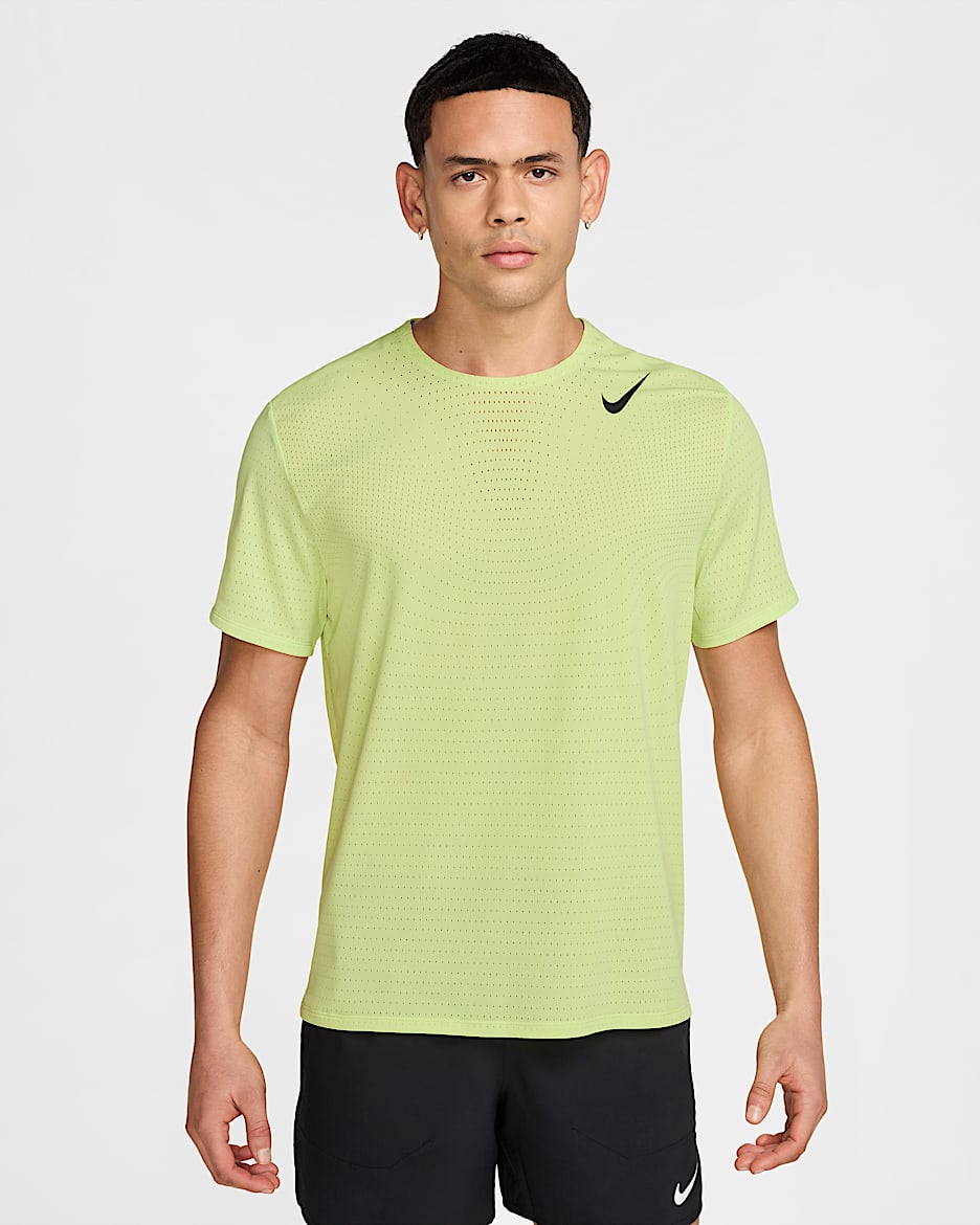 Nike AeroSwift Men's Dri-FIT ADV Short-Sleeve Running Top - Light Lemon Twist/Black