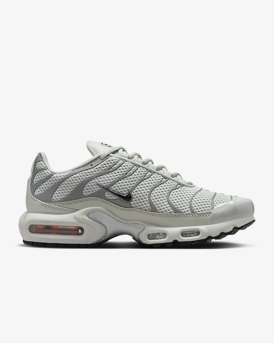 Nike Air Max Plus damesko - Light Silver/Chrome/Light Bone/Svart